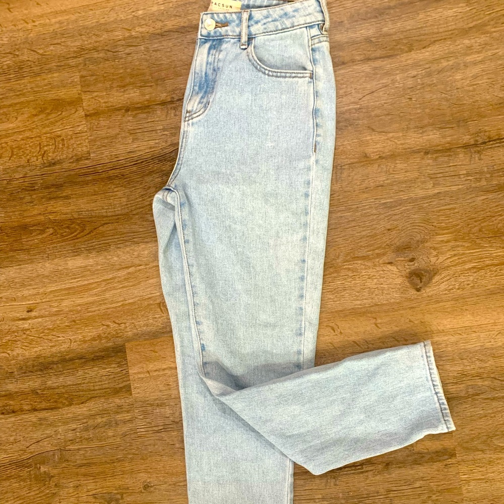 PacSun Mom Jeans size 24 Barely worn